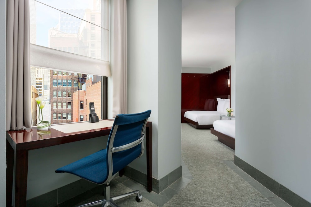 Royalton New York — Hotel rooms in New York City, New York State