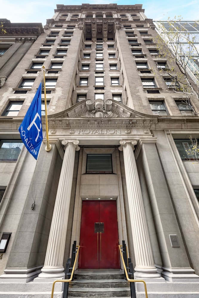 Royalton New York — Hotel building in New York City, New York State