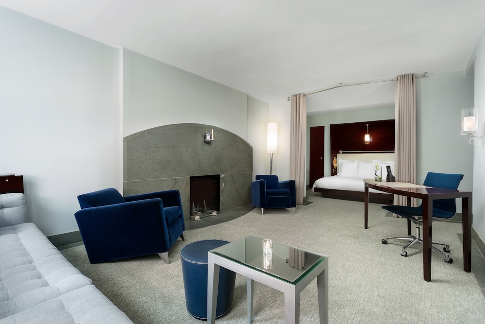 Royalton New York — Hotel rooms in New York City, New York State