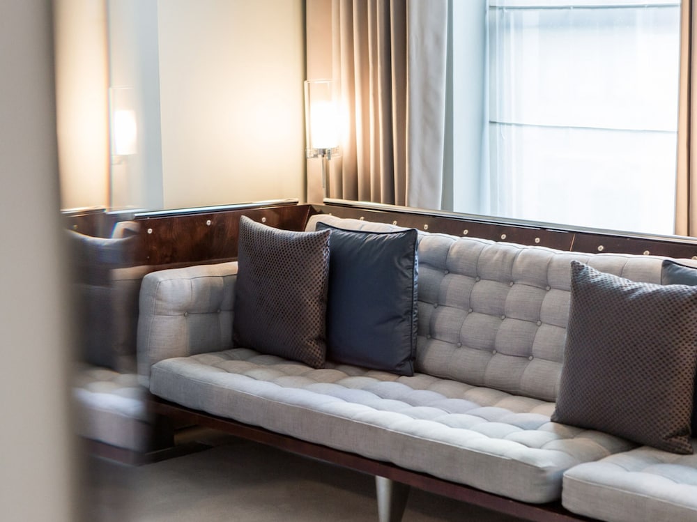 Royalton New York — Hotel rooms in New York City, New York State