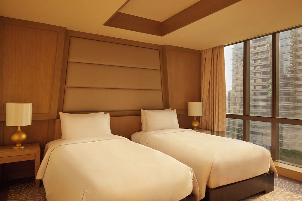 Banyan Tree Bangkok — Hotel rooms in Bangkok, Bangkok