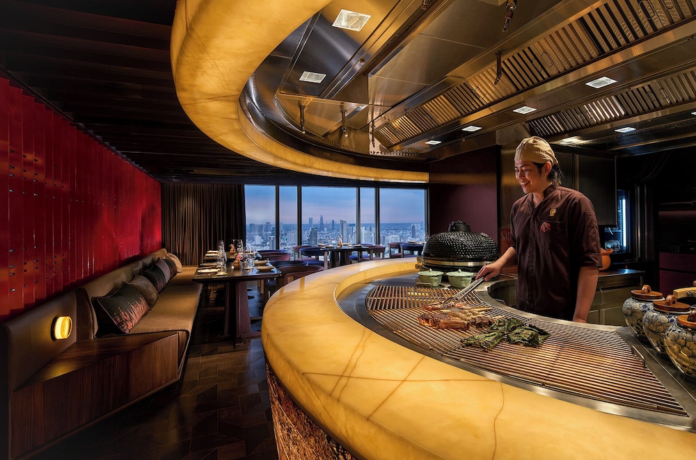 Banyan Tree Bangkok — Restaurant & bars in Bangkok, Bangkok