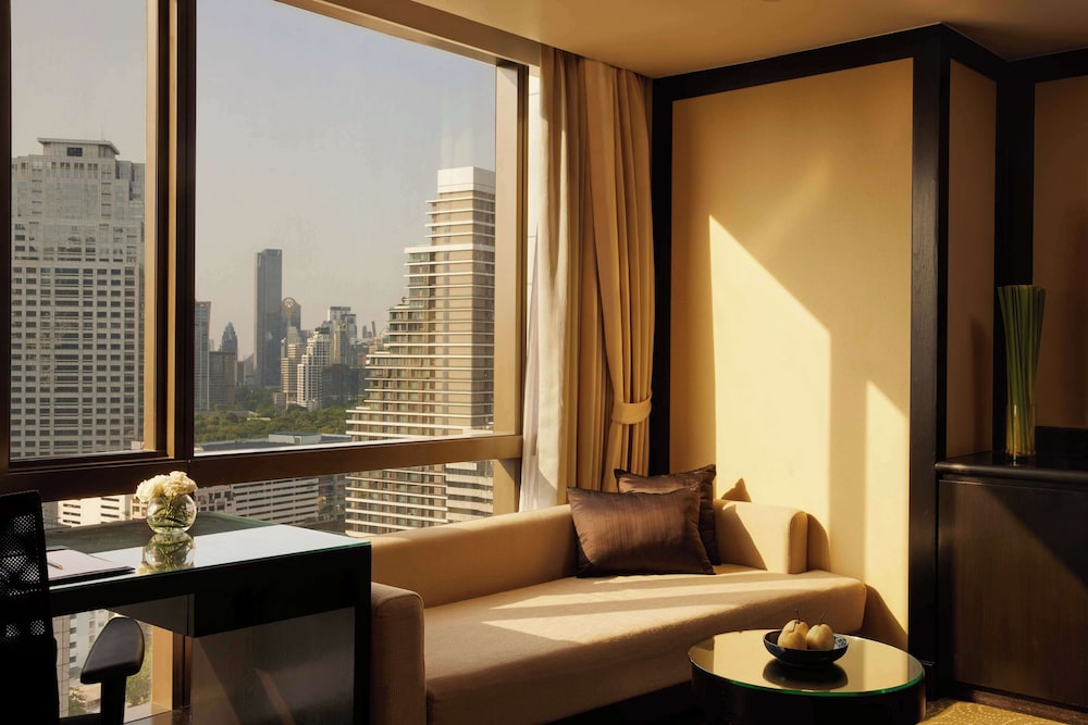 Banyan Tree Bangkok — Hotel rooms in Bangkok, Bangkok