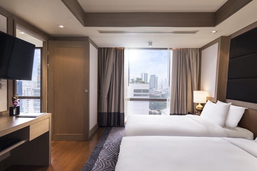 Banyan Tree Bangkok — Hotel rooms in Bangkok, Bangkok