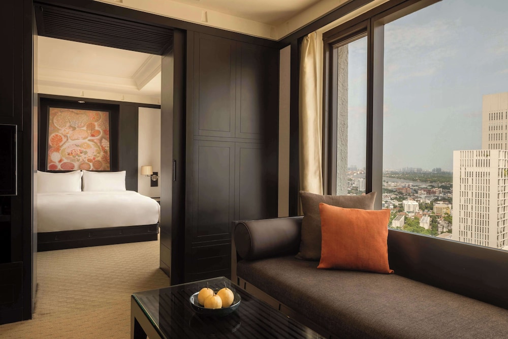 Banyan Tree Bangkok — Hotel rooms in Bangkok, Bangkok