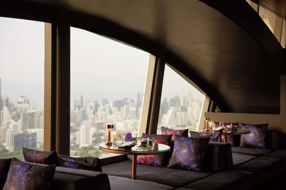 Banyan Tree Bangkok — Restaurant & bars in Bangkok, Bangkok