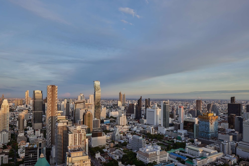 Banyan Tree Bangkok — Attractions in the area in Bangkok, Bangkok
