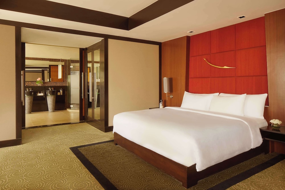 Banyan Tree Bangkok — Hotel rooms in Bangkok, Bangkok
