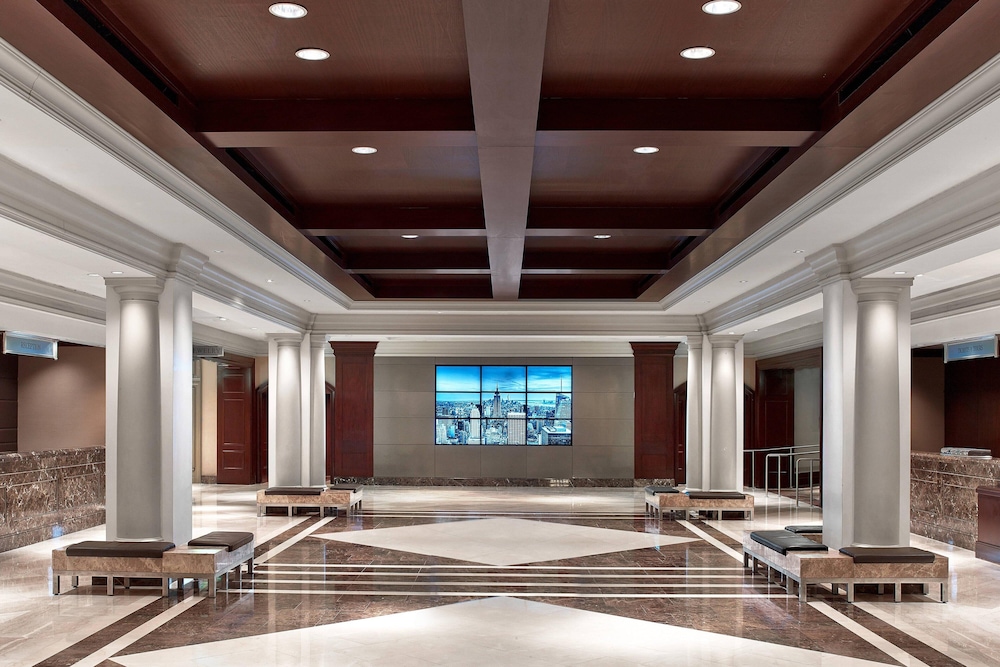 Sheraton New York Times Square Hotel — Hotel building in New York City, New York State