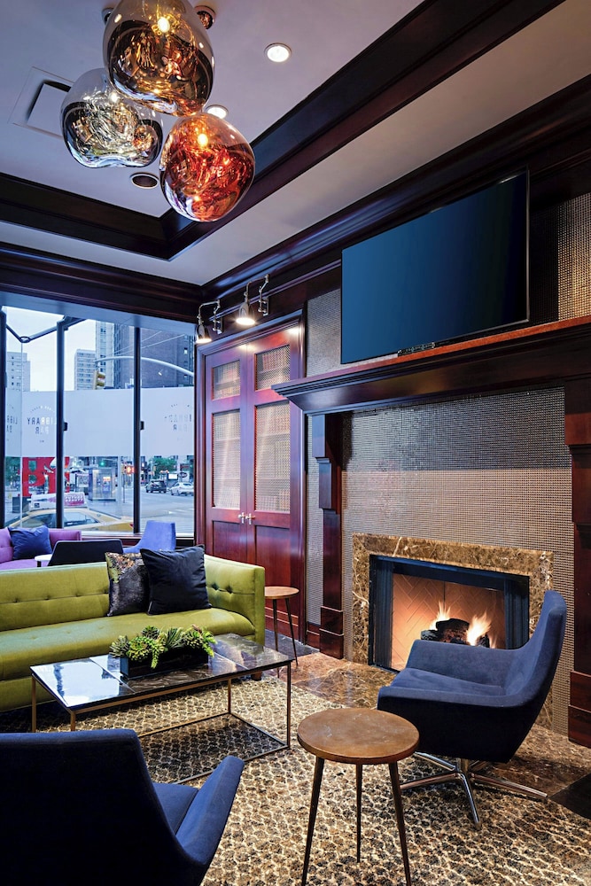 Sheraton New York Times Square Hotel — Restaurant & bars in New York City, New York State