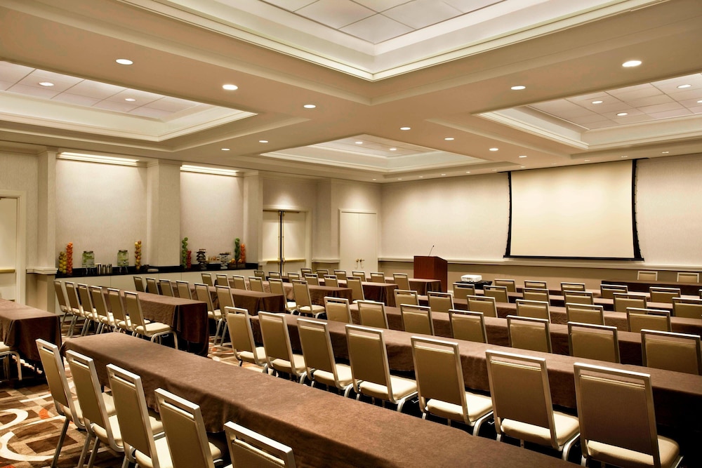 Sheraton New York Times Square Hotel — Hotel building in New York City, New York State
