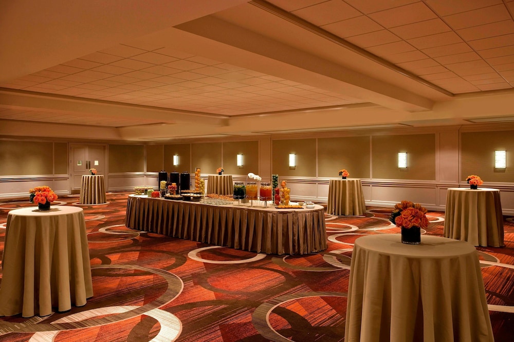 Sheraton New York Times Square Hotel — Restaurant & bars in New York City, New York State
