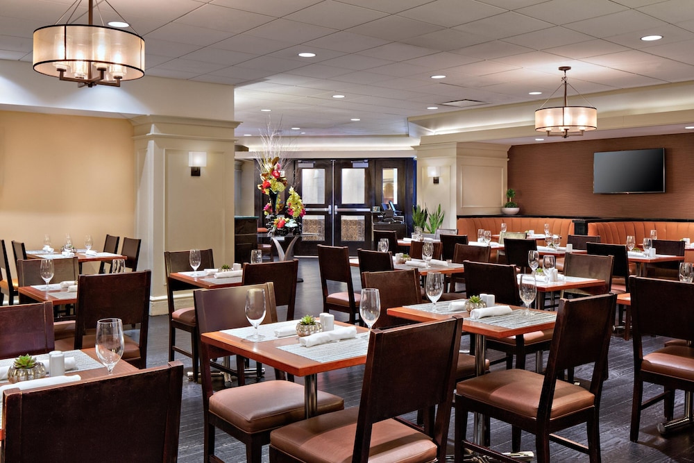 Sheraton New York Times Square Hotel — Restaurant & bars in New York City, New York State