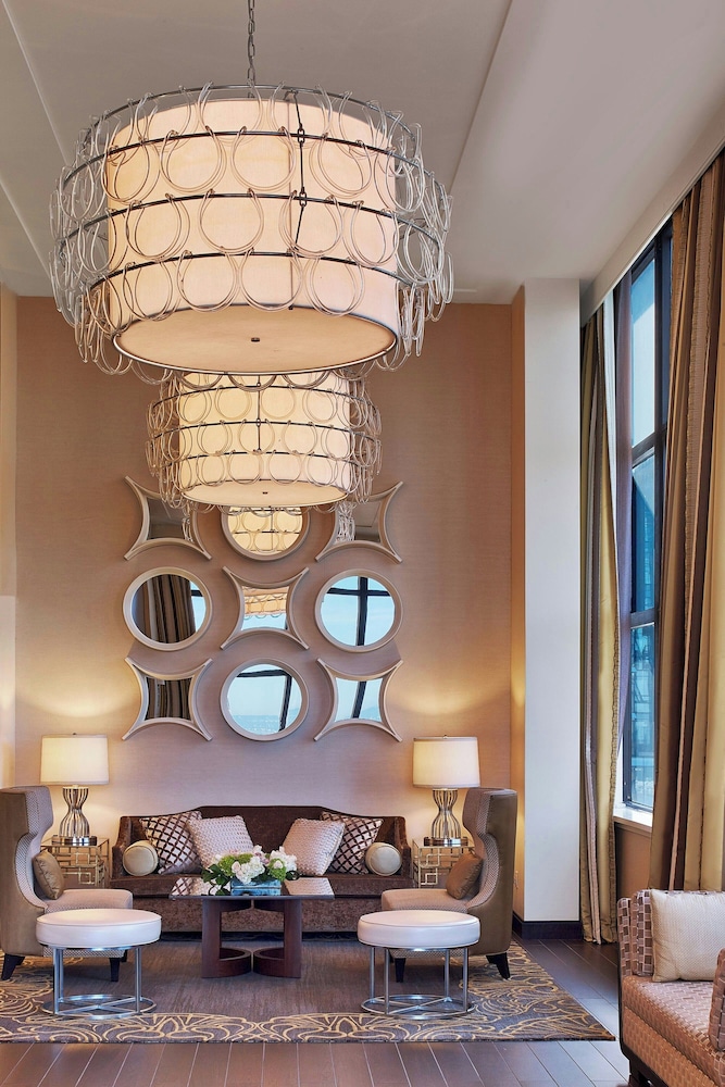 Sheraton New York Times Square Hotel — Hotel rooms in New York City, New York State