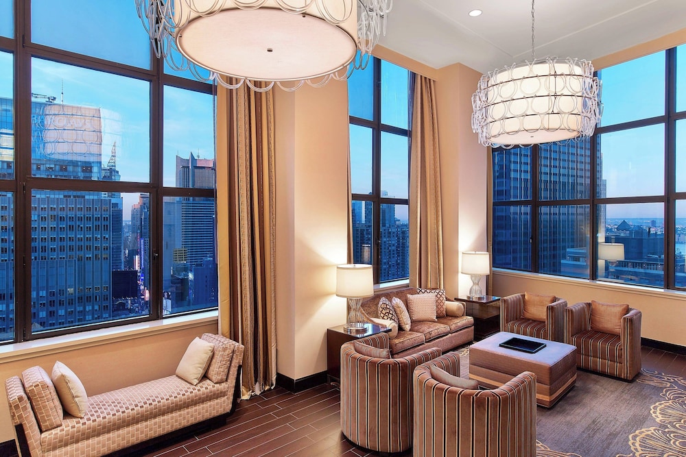 Sheraton New York Times Square Hotel — Hotel rooms in New York City, New York State