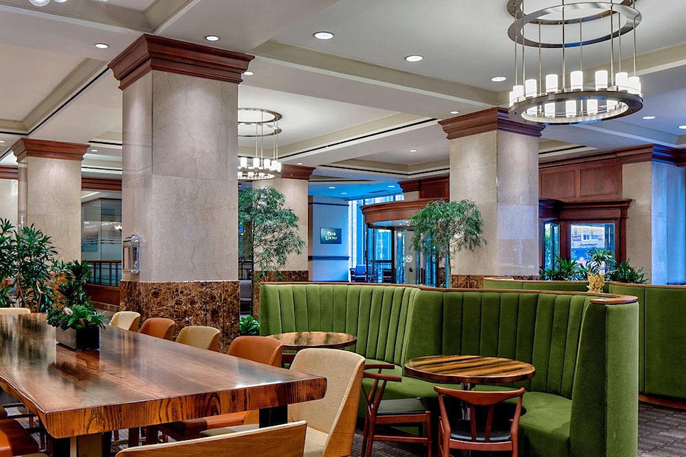 Sheraton New York Times Square Hotel — Restaurant & bars in New York City, New York State
