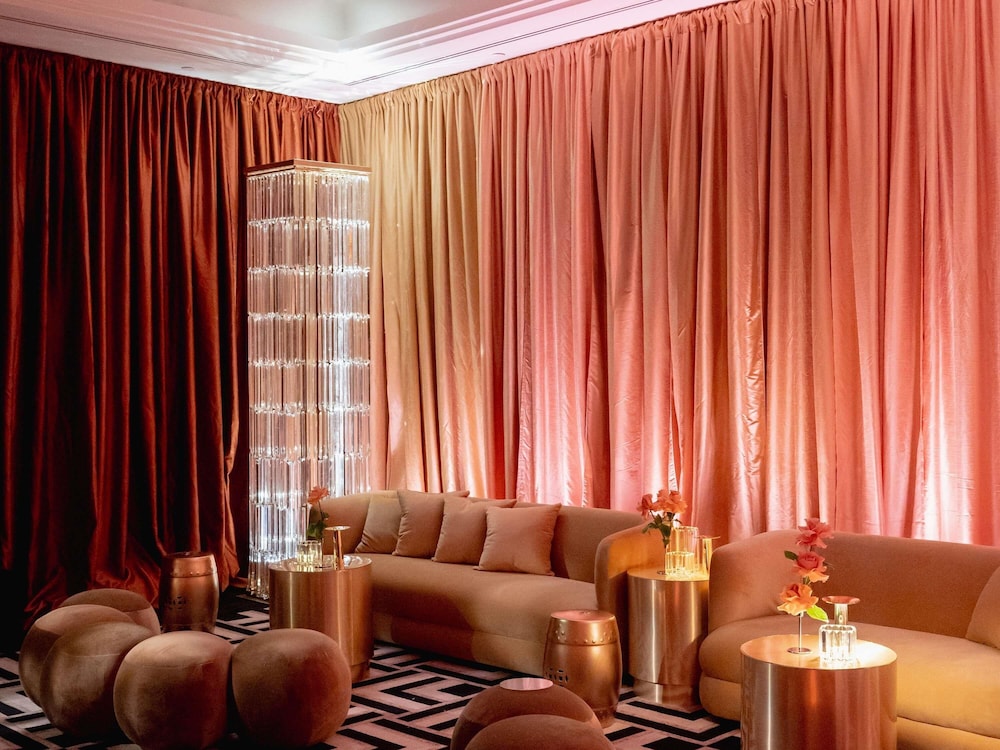 Sofitel New York — Restaurant & bars in New York City, New York State