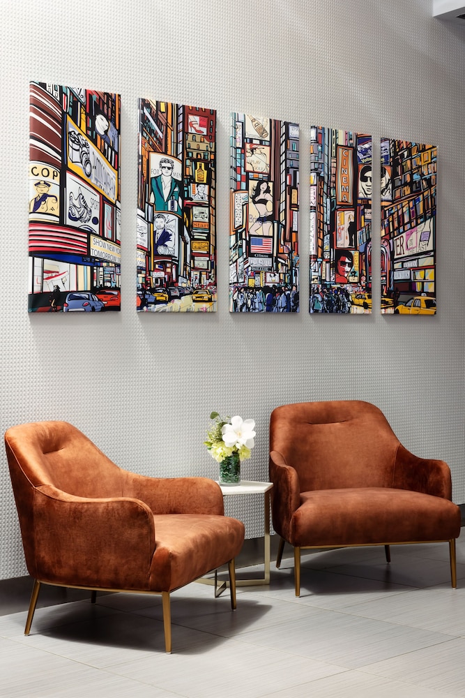 OYO Times Square — Hotel building in New York City, New York State