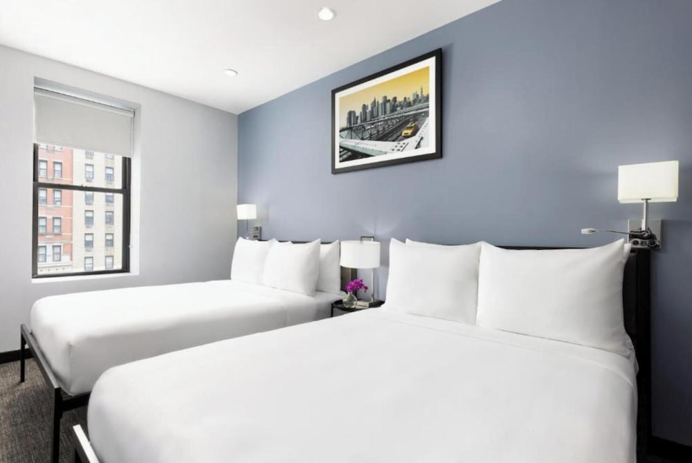 OYO Times Square — Hotel rooms in New York City, New York State