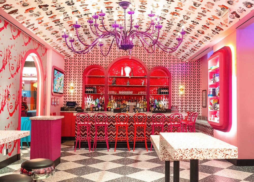 OYO Times Square — Restaurant & bars in New York City, New York State