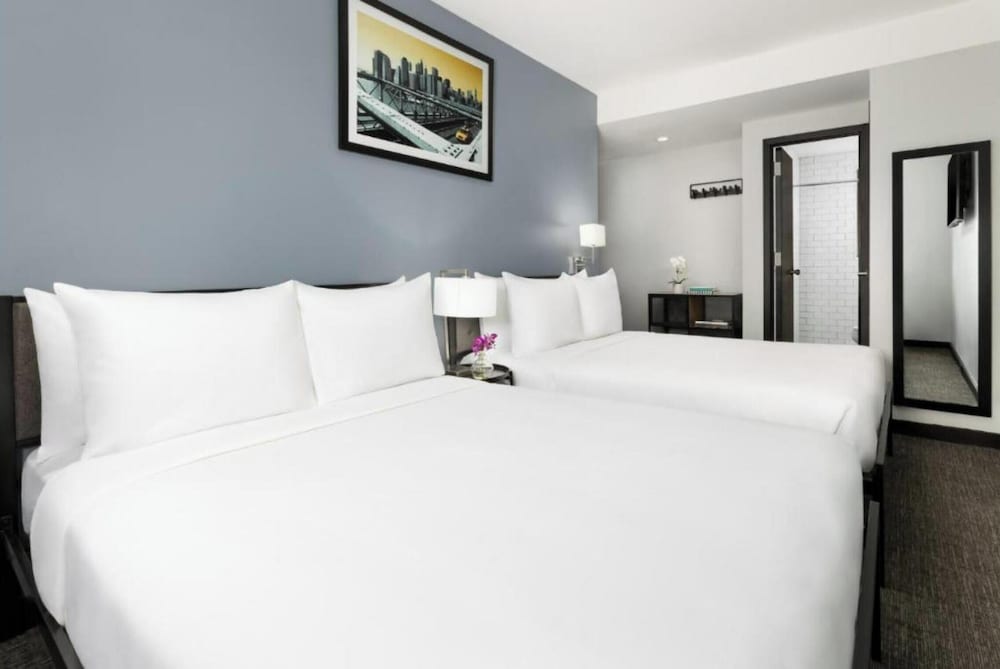 OYO Times Square — Hotel rooms in New York City, New York State