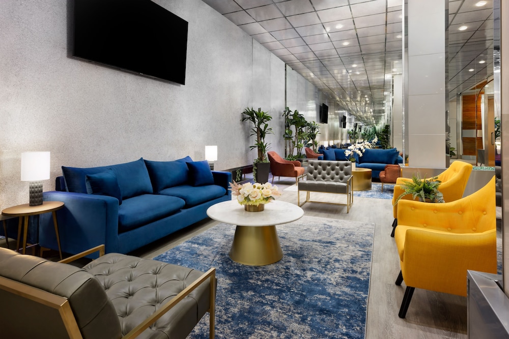 OYO Times Square — Restaurant & bars in New York City, New York State