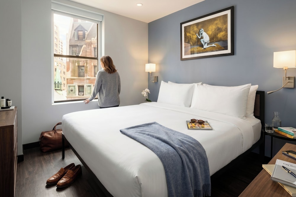 OYO Times Square — Hotel rooms in New York City, New York State