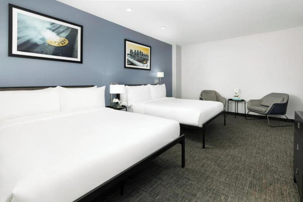 OYO Times Square — Hotel rooms in New York City, New York State
