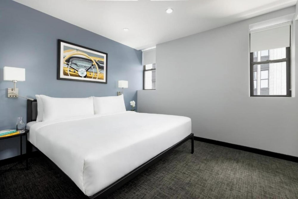 OYO Times Square — Hotel rooms in New York City, New York State