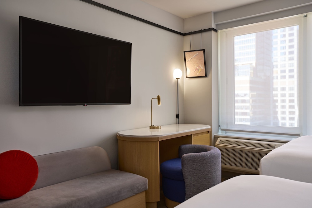 Delta Hotels by Marriott New York Times Square — Hotel rooms in New York City, New York State
