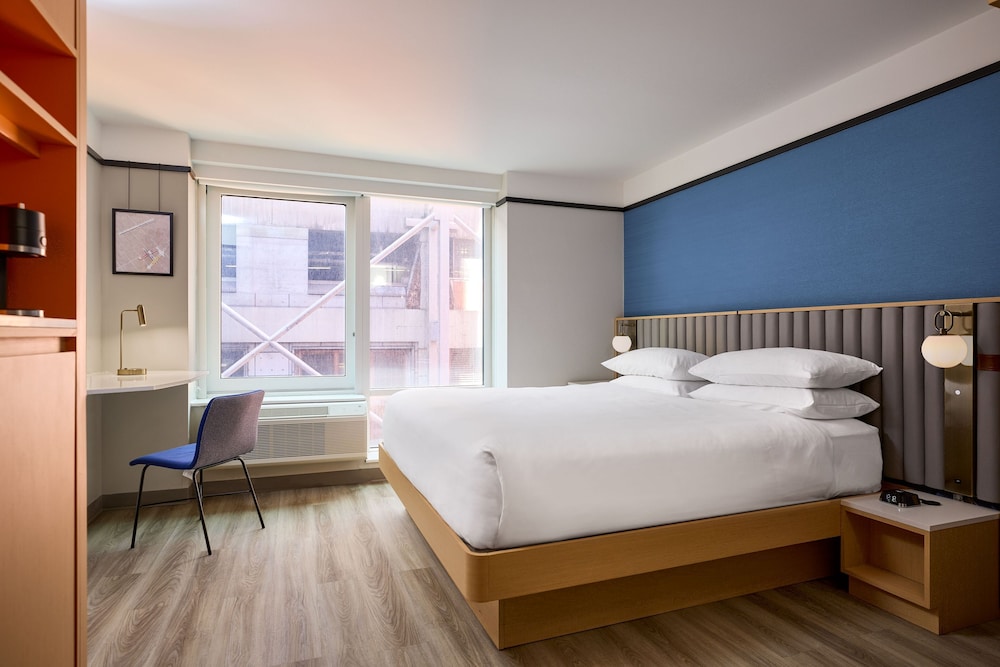 Delta Hotels by Marriott New York Times Square — Hotel rooms in New York City, New York State
