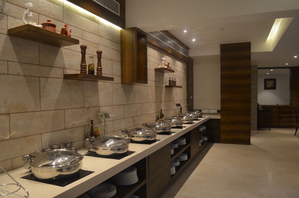 Lemon Tree Hotel Candolim Goa — Restaurant & bars in Candolim, Goa