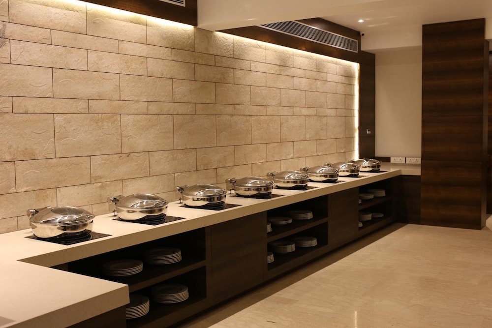 Lemon Tree Hotel Candolim Goa — Restaurant & bars in Candolim, Goa