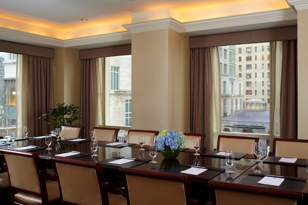 Trump International Hotel & Tower New York — Hotel building in New York City, New York State