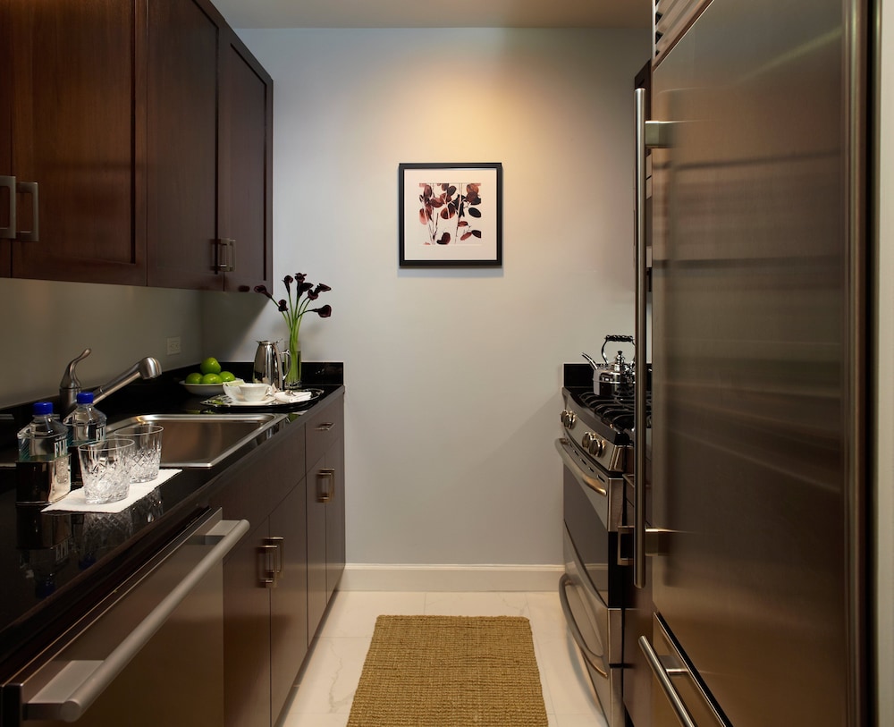 Trump International Hotel & Tower New York — Hotel rooms in New York City, New York State