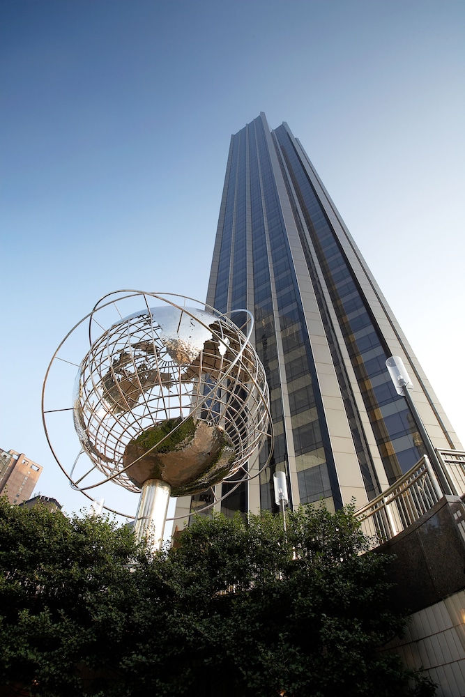 Trump International Hotel & Tower New York — Attractions in the area in New York City, New York State