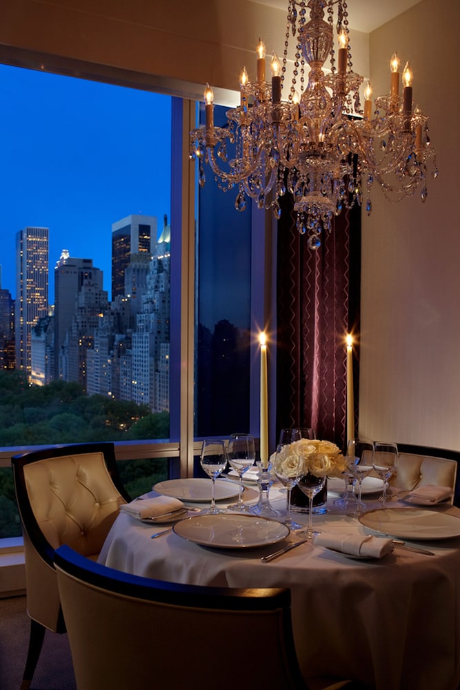 Trump International Hotel & Tower New York — Hotel rooms in New York City, New York State