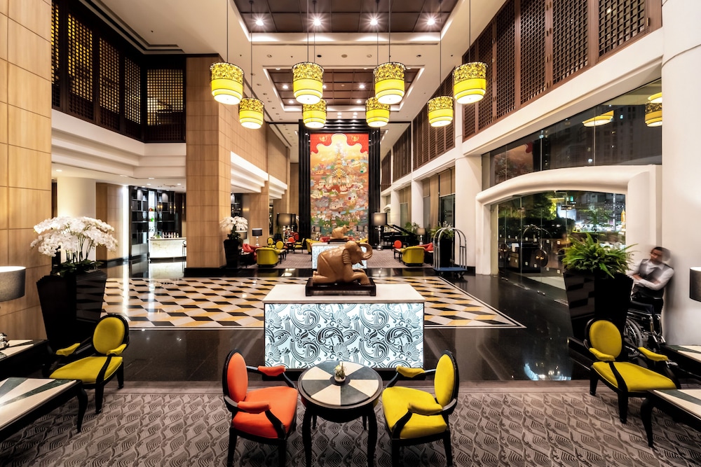 Century Park Hotel — Hotel building in Bangkok, Bangkok