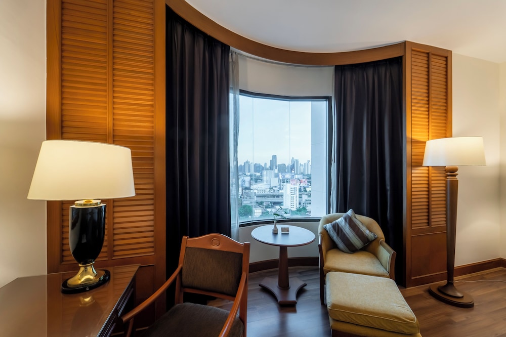 Century Park Hotel — Hotel rooms in Bangkok, Bangkok