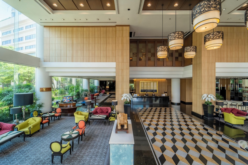 Century Park Hotel — Hotel building in Bangkok, Bangkok