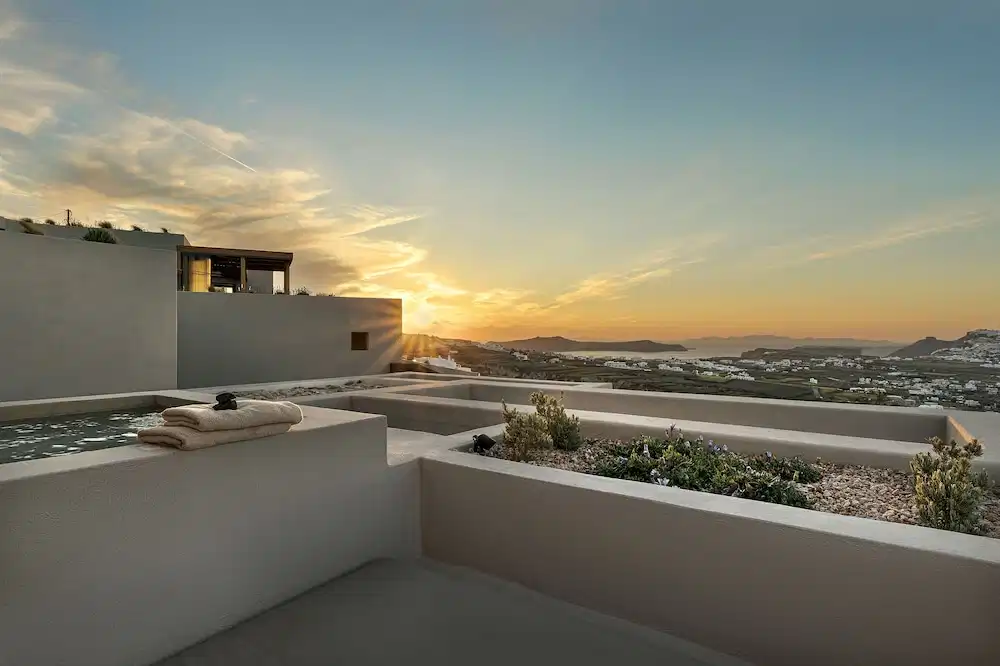 North Santorini - A Luxury Spa Hotel — Hotel building in Pyrgos Kallistis, South Aegean