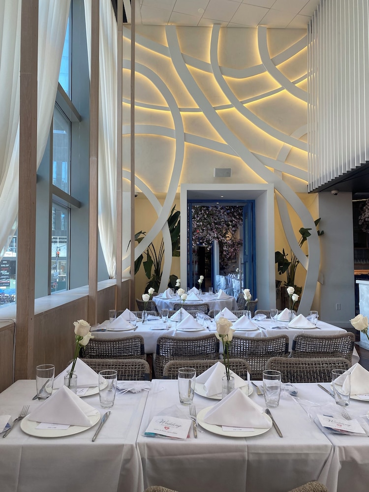 The Washington — Restaurant & bars in New York City, New York State
