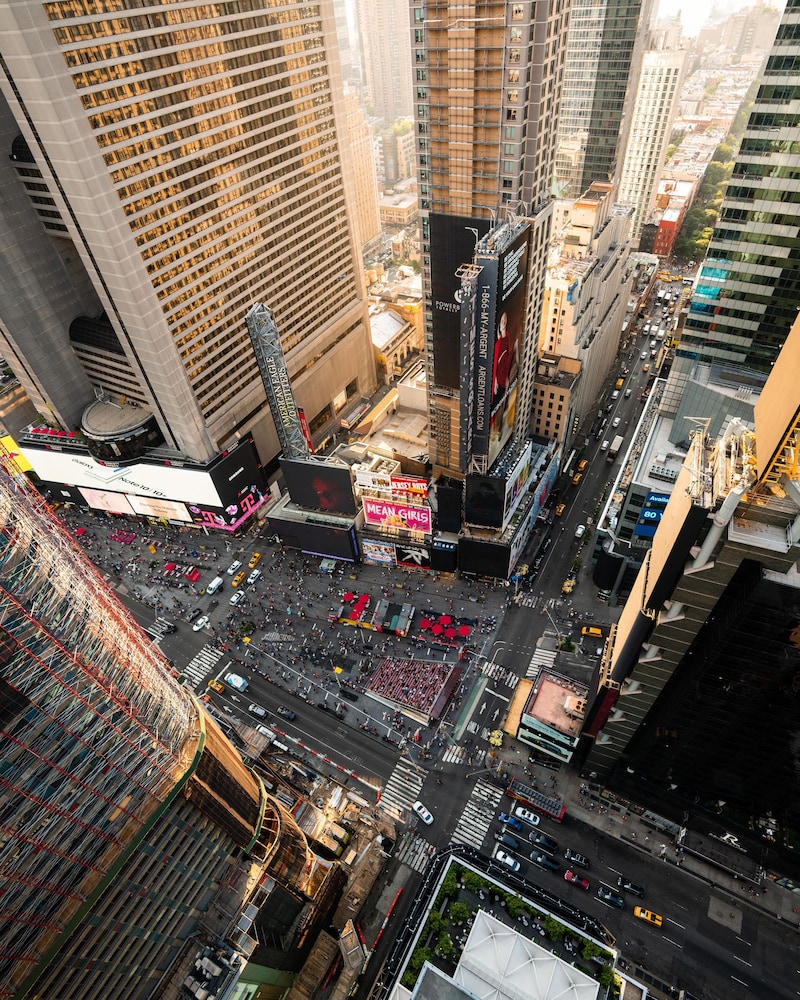 The Times Square EDITION — Attractions in the area in New York City, New York State