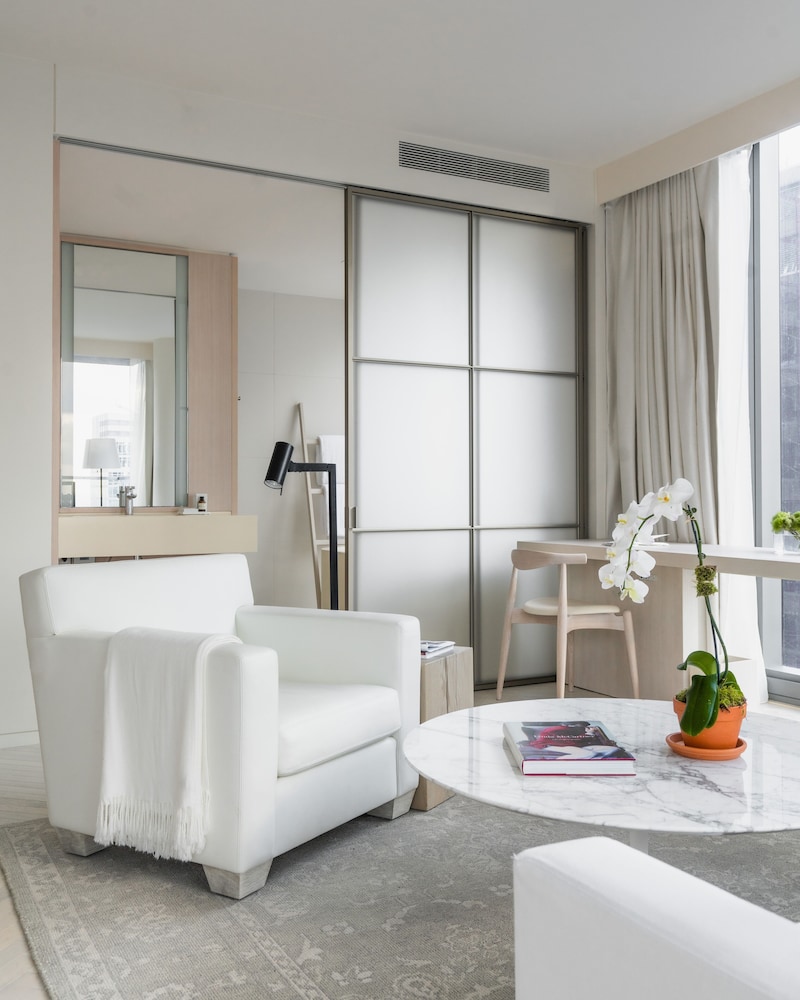 The Times Square EDITION — Hotel rooms in New York City, New York State