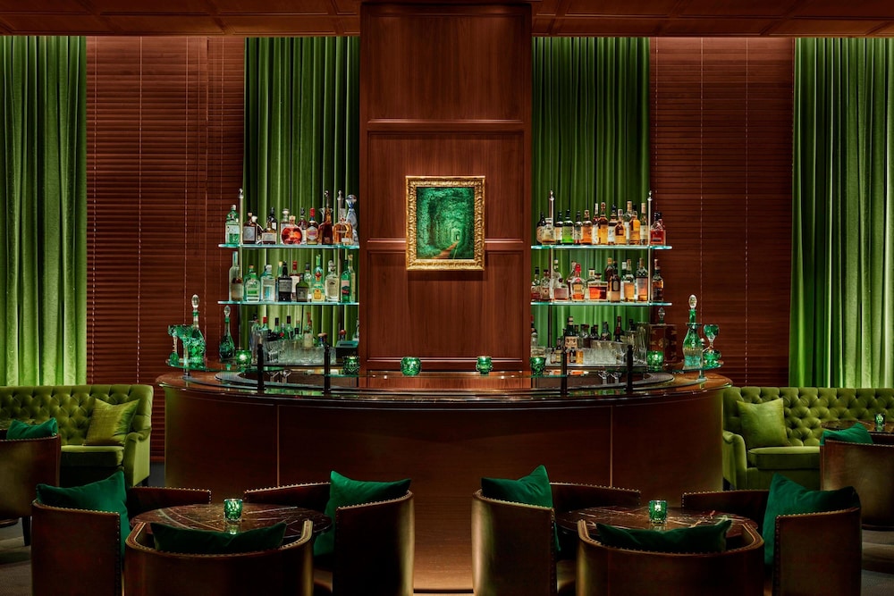 The Times Square EDITION — Restaurant & bars in New York City, New York State