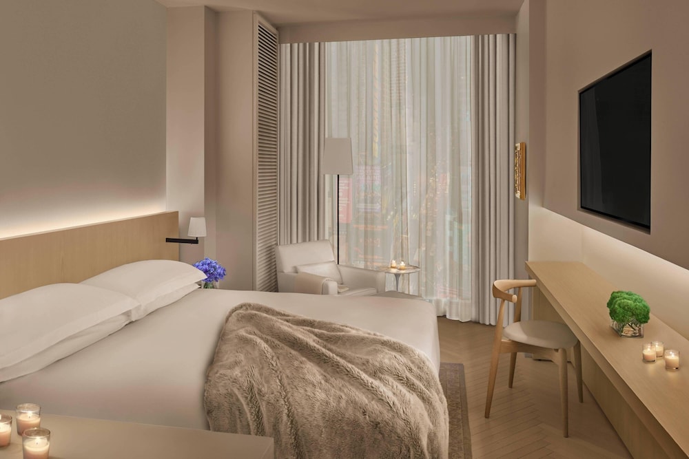 The Times Square EDITION — Hotel rooms in New York City, New York State