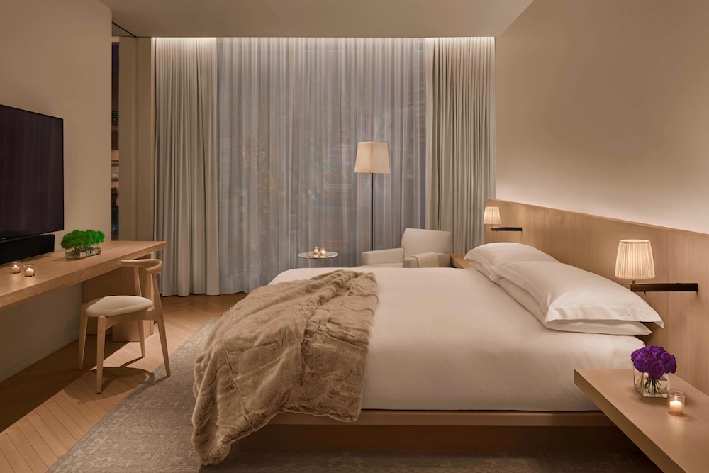 The Times Square EDITION — Hotel rooms in New York City, New York State
