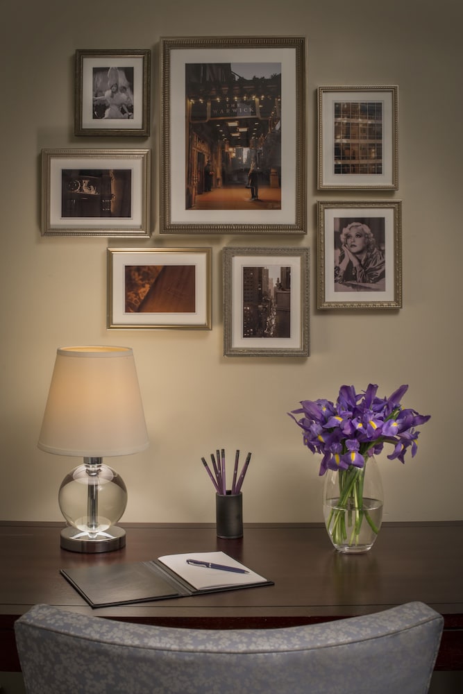 Warwick New York — Hotel rooms in New York City, New York State