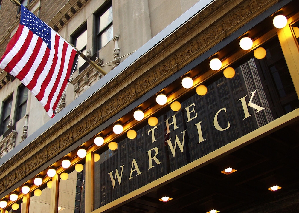 Warwick New York — Hotel building in New York City, New York State
