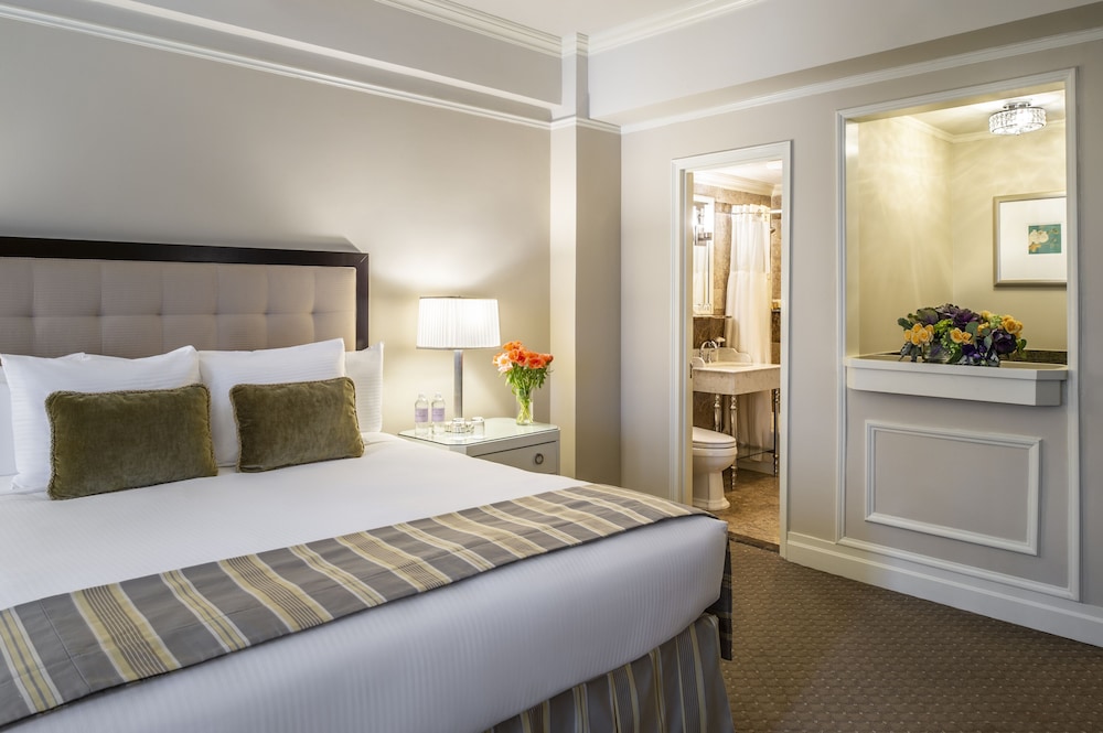 Warwick New York — Hotel rooms in New York City, New York State